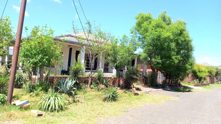 2 Bedroom Property for Sale in Steynsburg Eastern Cape